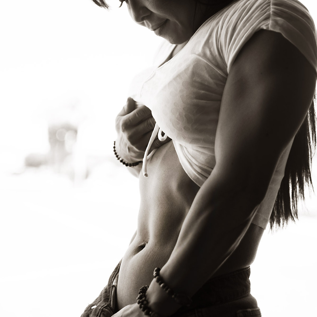 Female Muscle Videos and Photos - HerBiceps