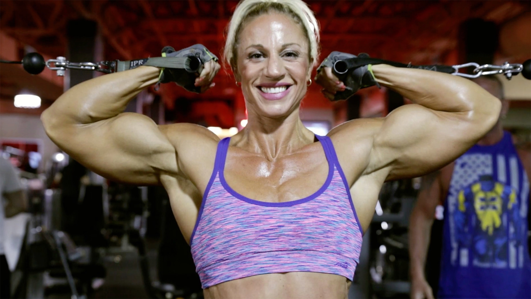 Jen Louwagie - Biceps Power - Female Muscle Videos - HerBiceps+
