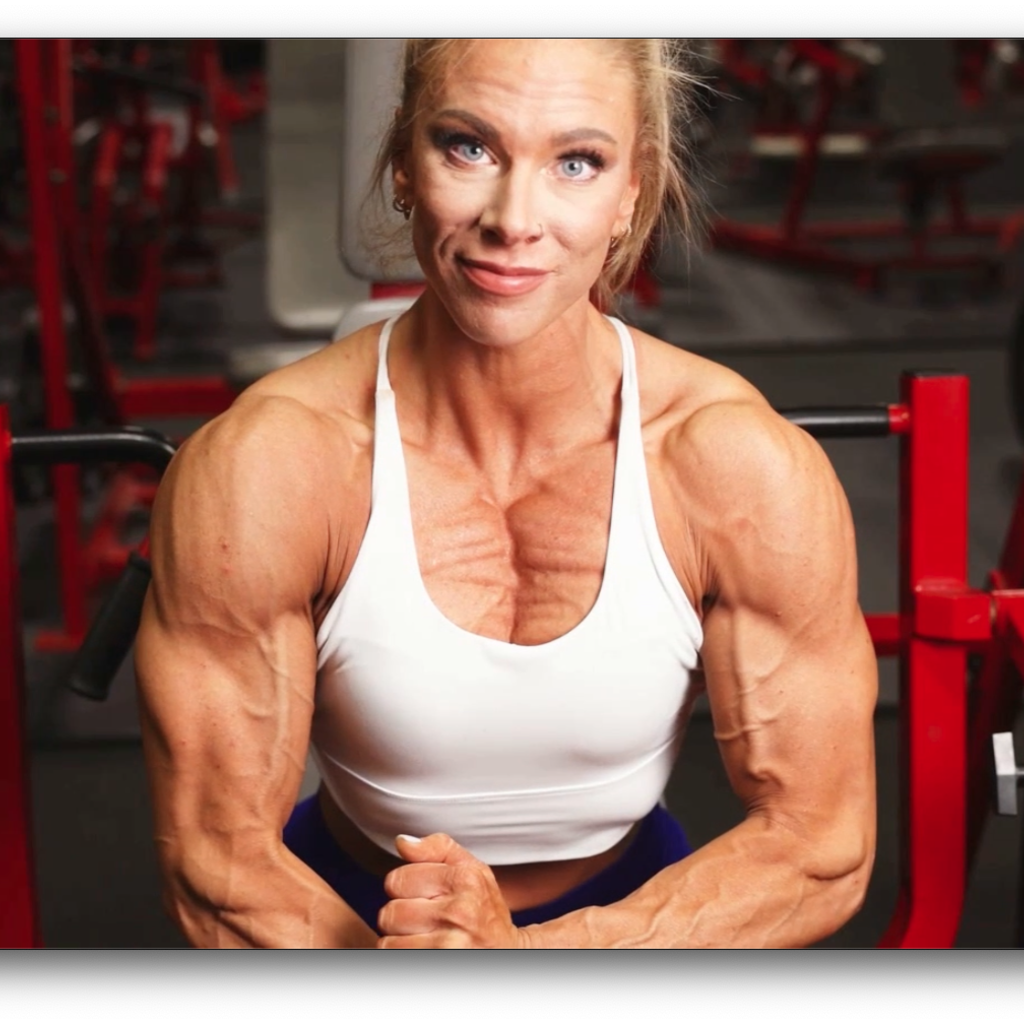 Female Muscle Videos and Photos - HerBiceps